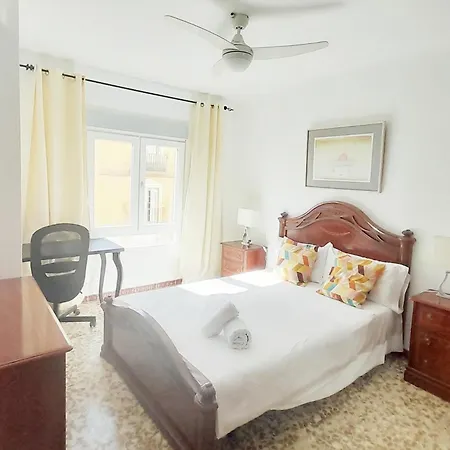 Apartamento En El Centro Amplio Y Confortable Málaga Buitenkant foto